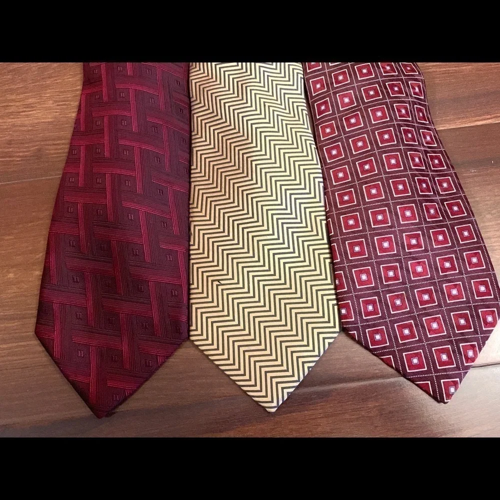 BUNDLE of 3 CARLOS DEVENEZIA Silk Handmade Neckties